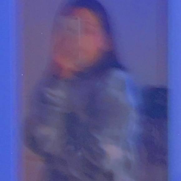 Meet your Posher, Maddison - Picture 1 of 1